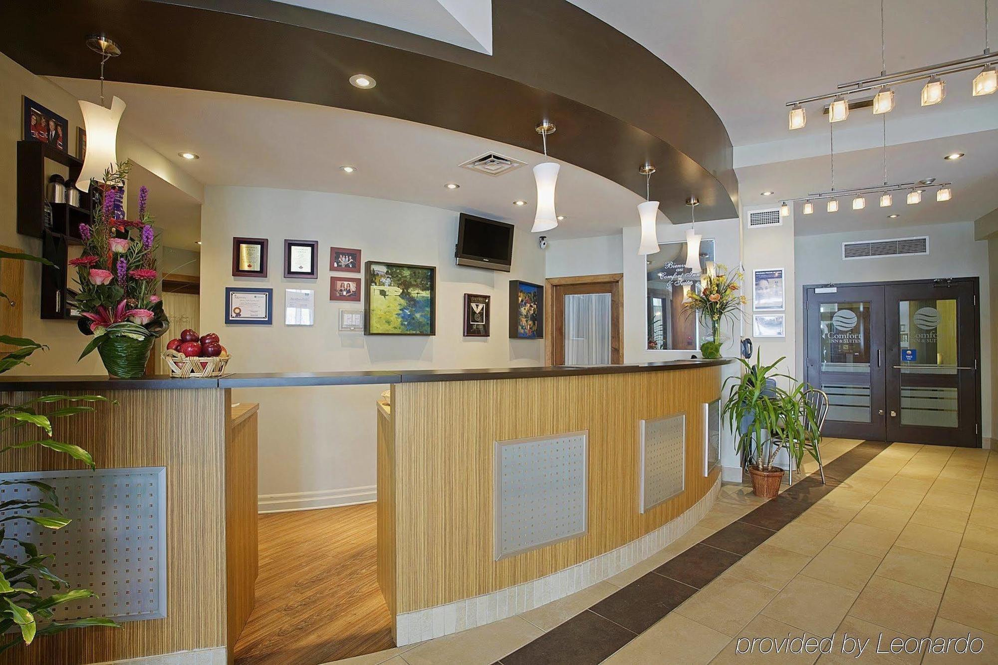 Comfort Inn & Suites Saint-Jérôme Kültér fotó